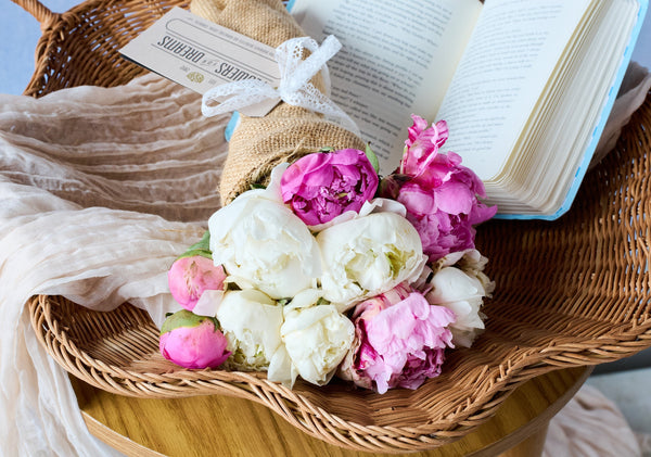 Peonies 101: Seasons, Care, Meanings & Why Everyone Loves Them