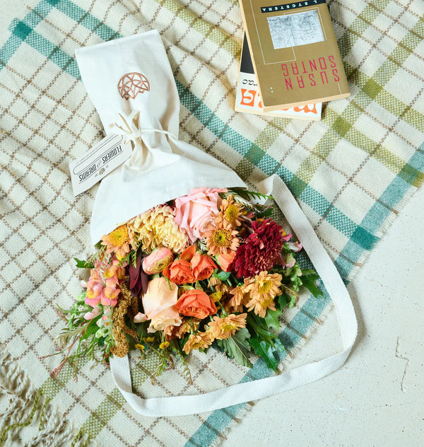 Fall in Love with Floral Gifts: Perfect for Birthdays and Special Occasions in Milwaukee