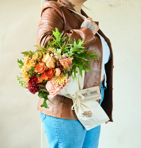 Brighten Your Autumn with Organic Flowers in Minneapolis
